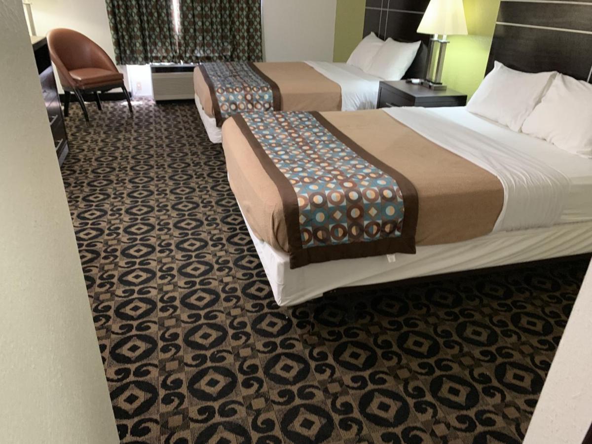 King'S Inn Torrington Extérieur photo
